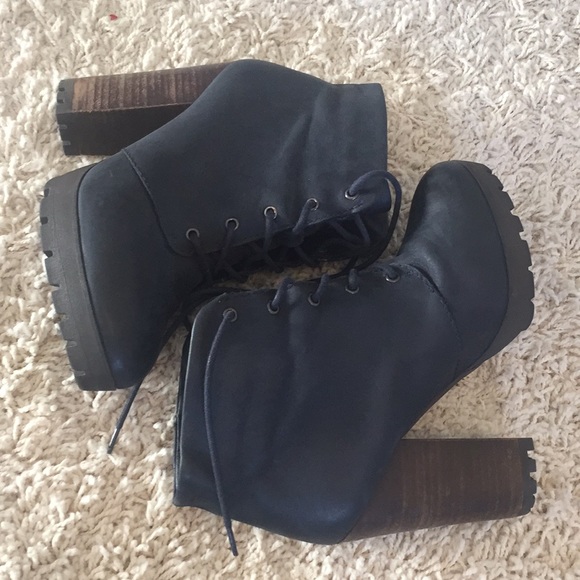 Steve Madden Ricca Bootie Navy Size 7 - Picture 2 of 8